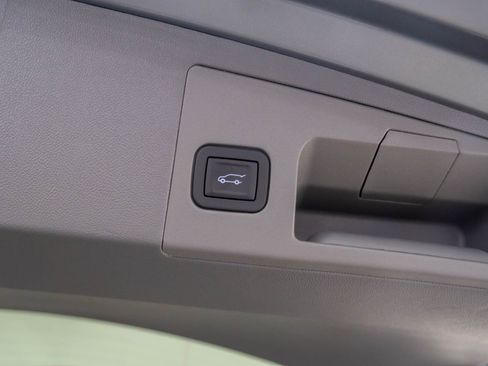 New 2026 Cadillac XT5 Premium Luxury image 32