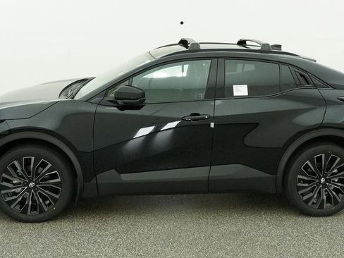 New 2026 Toyota C-HR AWD/4WD image 2