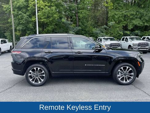 Certified 2023 Jeep Grand Cherokee Overland AWD/4WD image 10