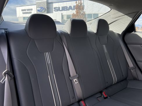 Used 2023 Hyundai Elantra SEL image 19