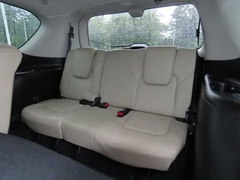 Used 2021 INFINITI QX80 Premium Select w/ All-Season Package AWD/4WD image 14