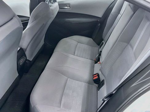 Used 2023 Toyota Corolla SE w/ Carpet Mat Package (TMS) FWD image 5