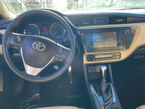 Used 2017 Toyota Corolla LE w/ LE Eco Premium Package image 8