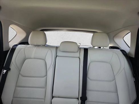 Used 2025 MAZDA CX-5 AWD 2.5 S w/ Preferred Package image 18