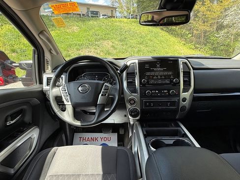 Used 2021 Nissan Titan SV w/ SV Convenience Package AWD/4WD image 14