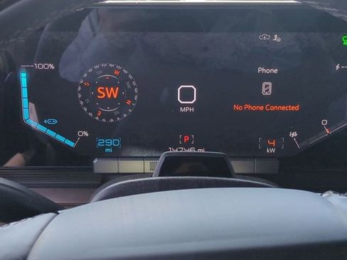 Certified 2025 GMC Hummer EV 3X w/ LPO, Dark Essentials Package AWD/4WD image 12