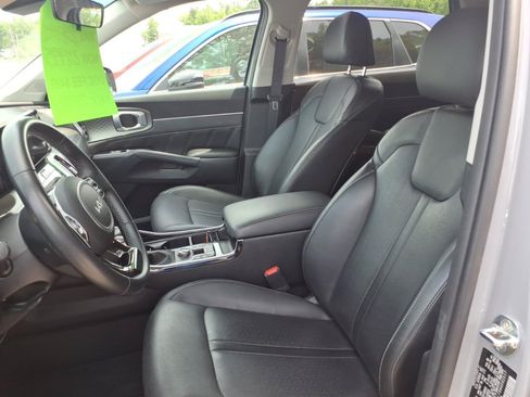 Used 2022 Kia Sorento SX AWD/4WD image 7