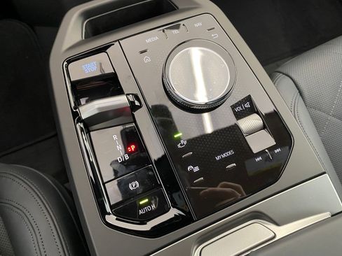 New 2026 BMW iX xDrive45 w/ M Sport Package image 26