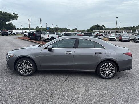 Used 2025 Mercedes-Benz CLA 250 4MATIC image 3