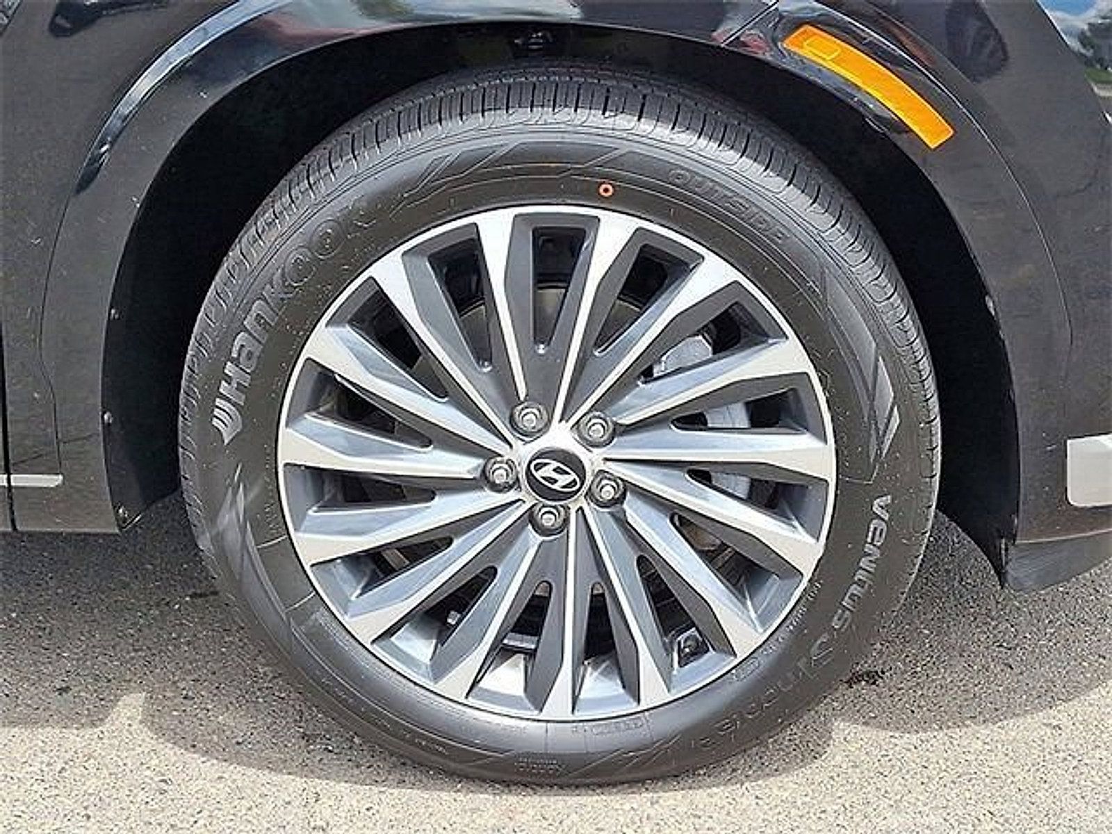 Certified 2024 Hyundai Palisade Calligraphy AWD/4WD image 9