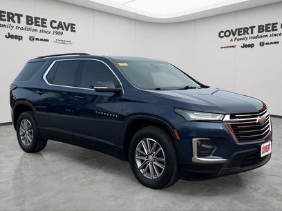 Used 2023 Chevrolet Traverse LT