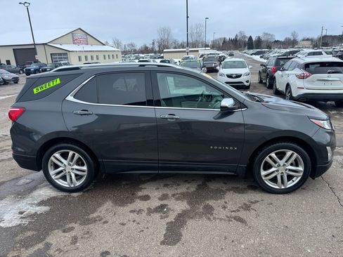 Used 2019 Chevrolet Equinox Premier image 4