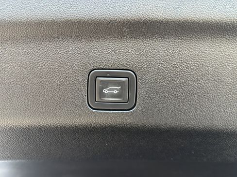 Used 2023 Chevrolet Tahoe RST w/ Luxury Package image 31