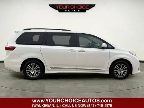 Used 2018 Toyota Sienna XLE FWD image 6