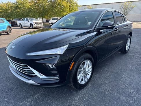 Certified 2025 Buick Envista Preferred w/ Convenience I Package image 7