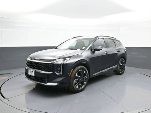 New 2026 Kia Sportage SX FWD image 1