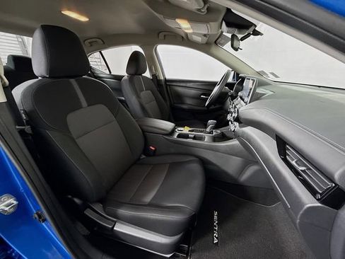 Certified 2025 Nissan Sentra SV w/ Lighting Package image 24