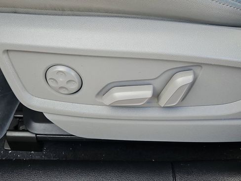 Used 2021 Audi Q5 Premium Plus image 26