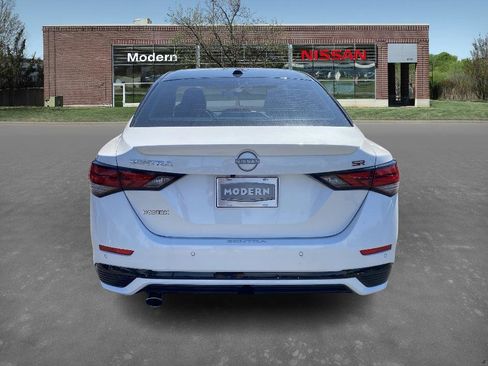 New 2025 Nissan Sentra SR image 3
