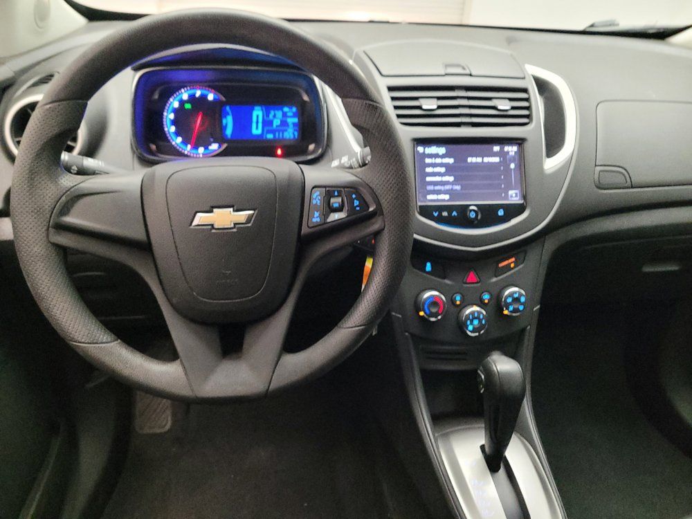 Used 2016 Chevrolet Trax LS FWD image 22