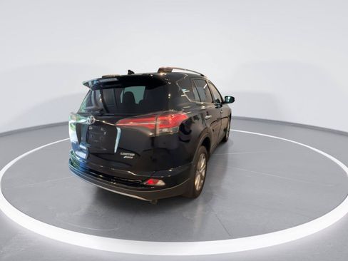 Used 2017 Toyota RAV4 Limited AWD/4WD image 7