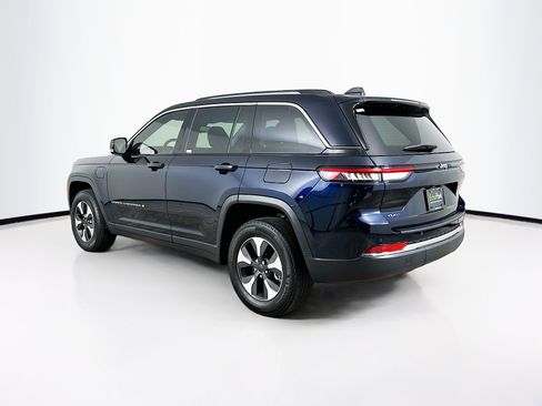 Used 2023 Jeep Grand Cherokee 4WD 4xe image 5