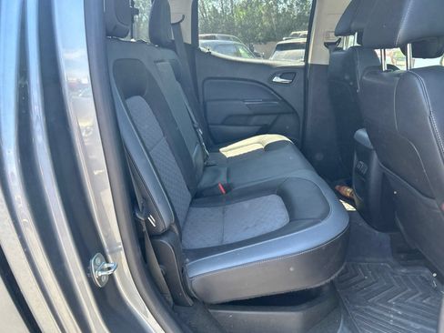 Used 2018 Chevrolet Colorado Z71 AWD/4WD image 10