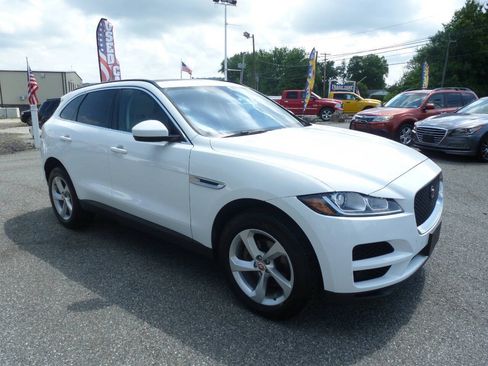 Used 2019 Jaguar F-PACE Premium AWD/4WD image 6
