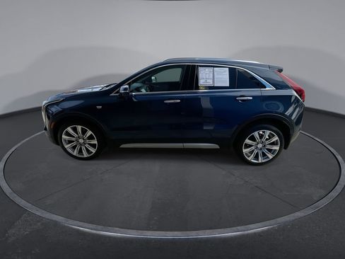 Used 2020 Cadillac XT4 Premium Luxury w/ Technology Package FWD image 5