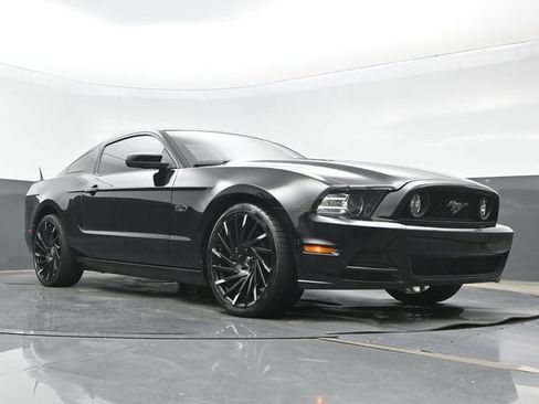 Used 2014 Ford Mustang GT Premium w/ Electronics Package RWD image 22