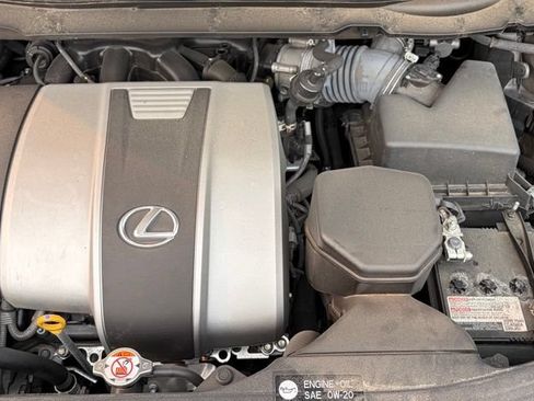 Used 2022 Lexus RX 350L Premium w/ Premium Package AWD/4WD image 8