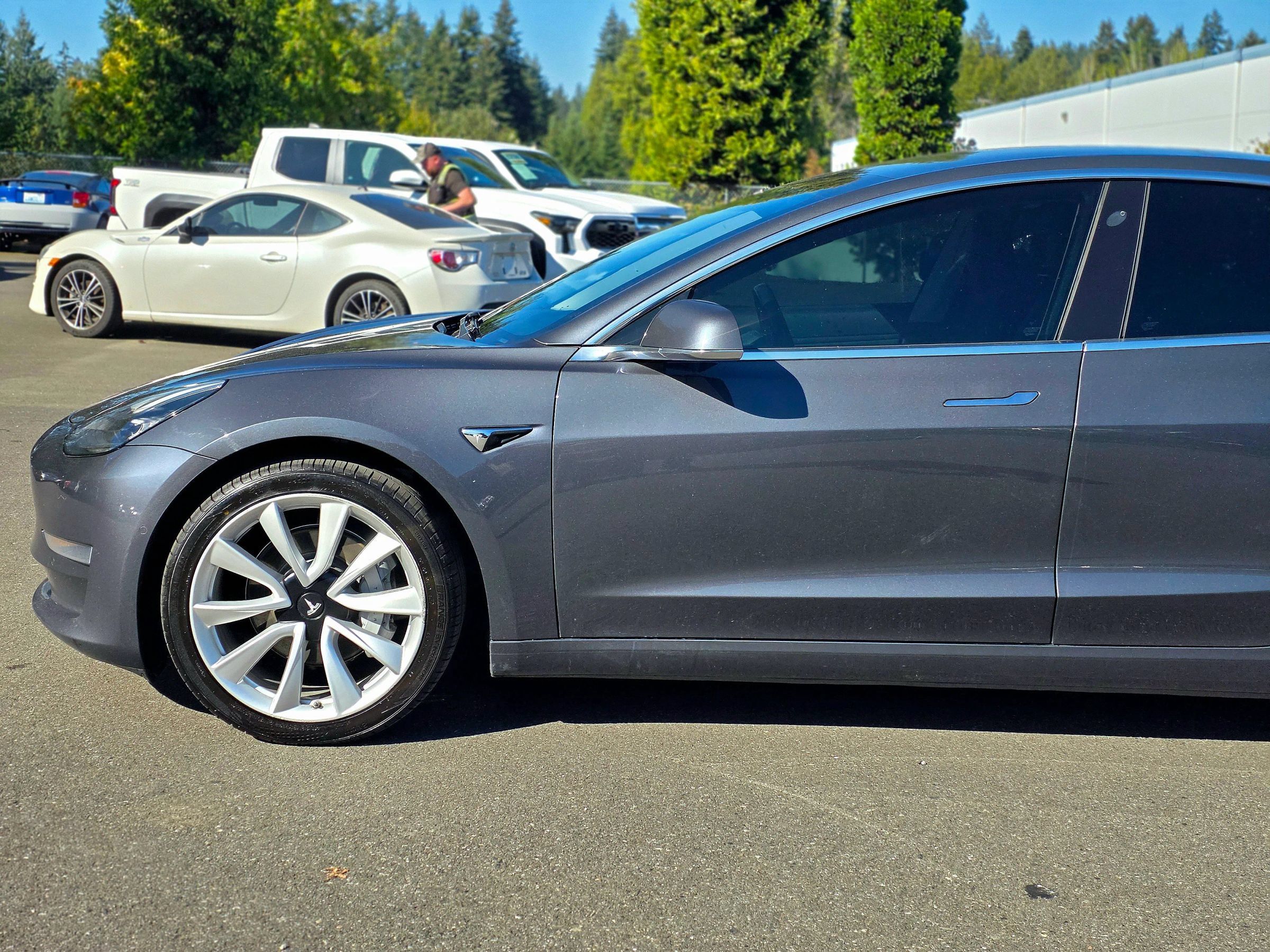 Used 2019 Tesla Model 3 Long Range AWD/4WD image 7