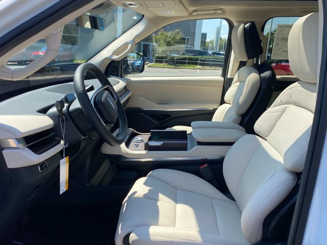 New 2027 Lincoln Navigator Reserve w/ Jet Appearance Package AWD/4WD image 10