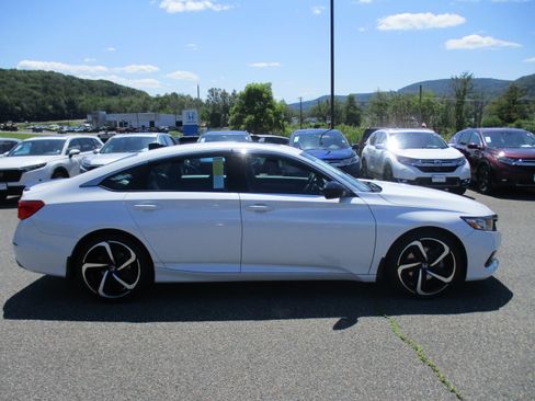 Certified 2021 Honda Accord Sport image 4