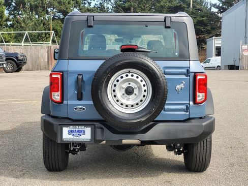 New 2025 Ford Bronco 4-Door image 6