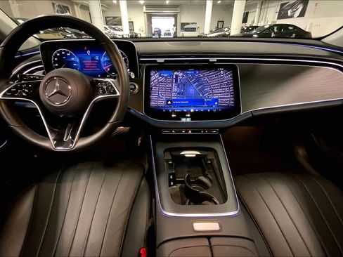 Used 2025 Mercedes-Benz E 450 4MATIC All-Terrain Wagon image 15