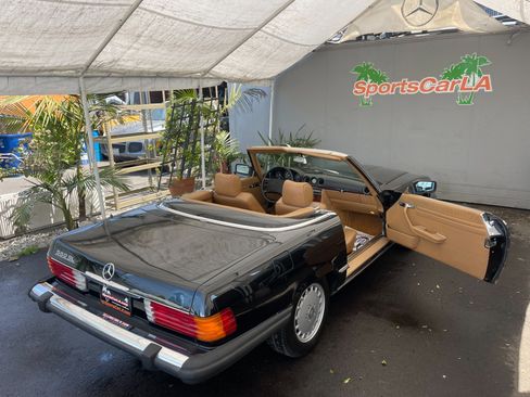 Used 1986 Mercedes-Benz 560 SL image 19