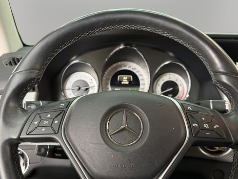Used 2015 Mercedes-Benz GLK 350 2WD image 18