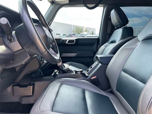 Used 2023 Ford Bronco Outer Banks image 6