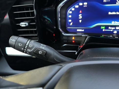 Used 2023 Chevrolet Silverado 1500 LT image 29