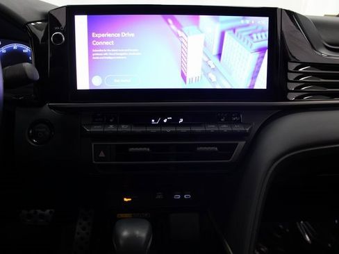 Used 2025 Toyota Camry XSE image 35