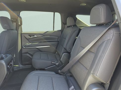New 2027 Chevrolet Traverse LT w/ Driver Confidence Package FWD image 23