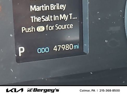 Used 2022 Toyota Tundra Limited w/ TRD Off-Road Package image 20