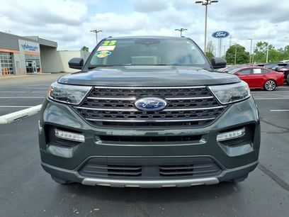 Certified 2023 Ford Explorer XLT w/ Equipment Group 202A