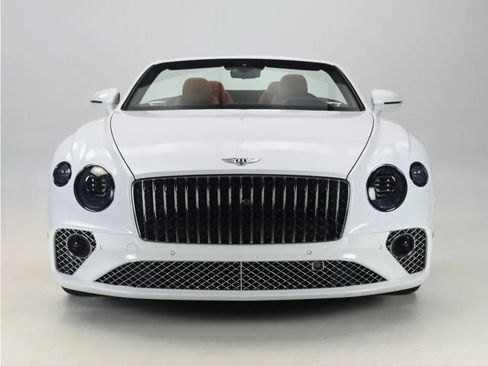 Certified 2024 Bentley Continental GT Azure AWD/4WD image 8