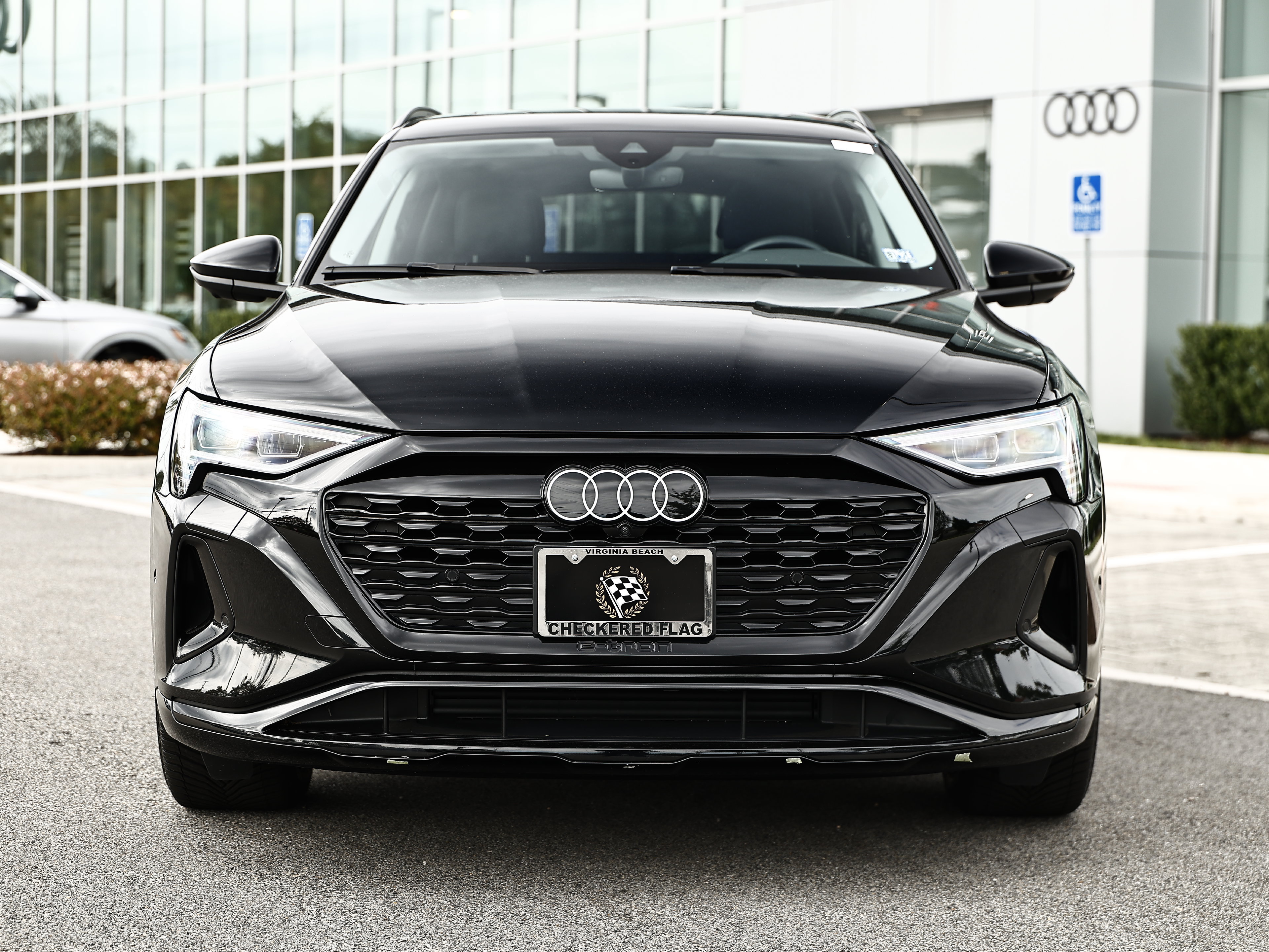 Used 2024 Audi Q8 e-tron Premium Plus w/ Premium Plus Package AWD/4WD image 13