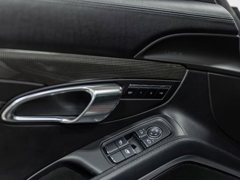 Used 2016 Porsche 911 Turbo image 70