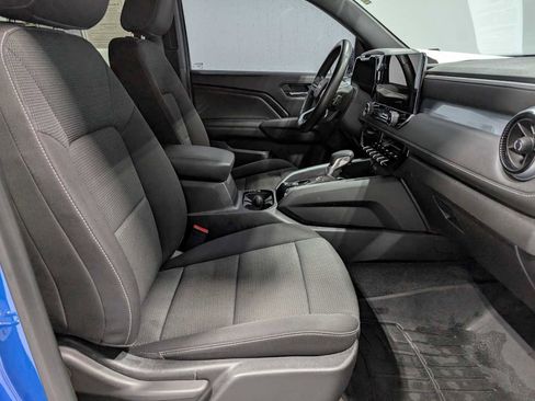 Used 2023 Chevrolet Colorado LT w/ LT Convenience Package AWD/4WD image 41