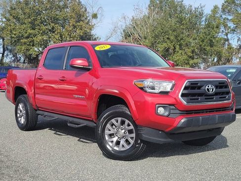 Used 2017 Toyota Tacoma SR5 image 35