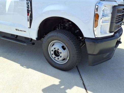 New 2026 Ford F350 XL image 5